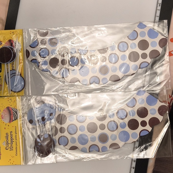 Cupcake Wrappers - Picture 4 of 4
